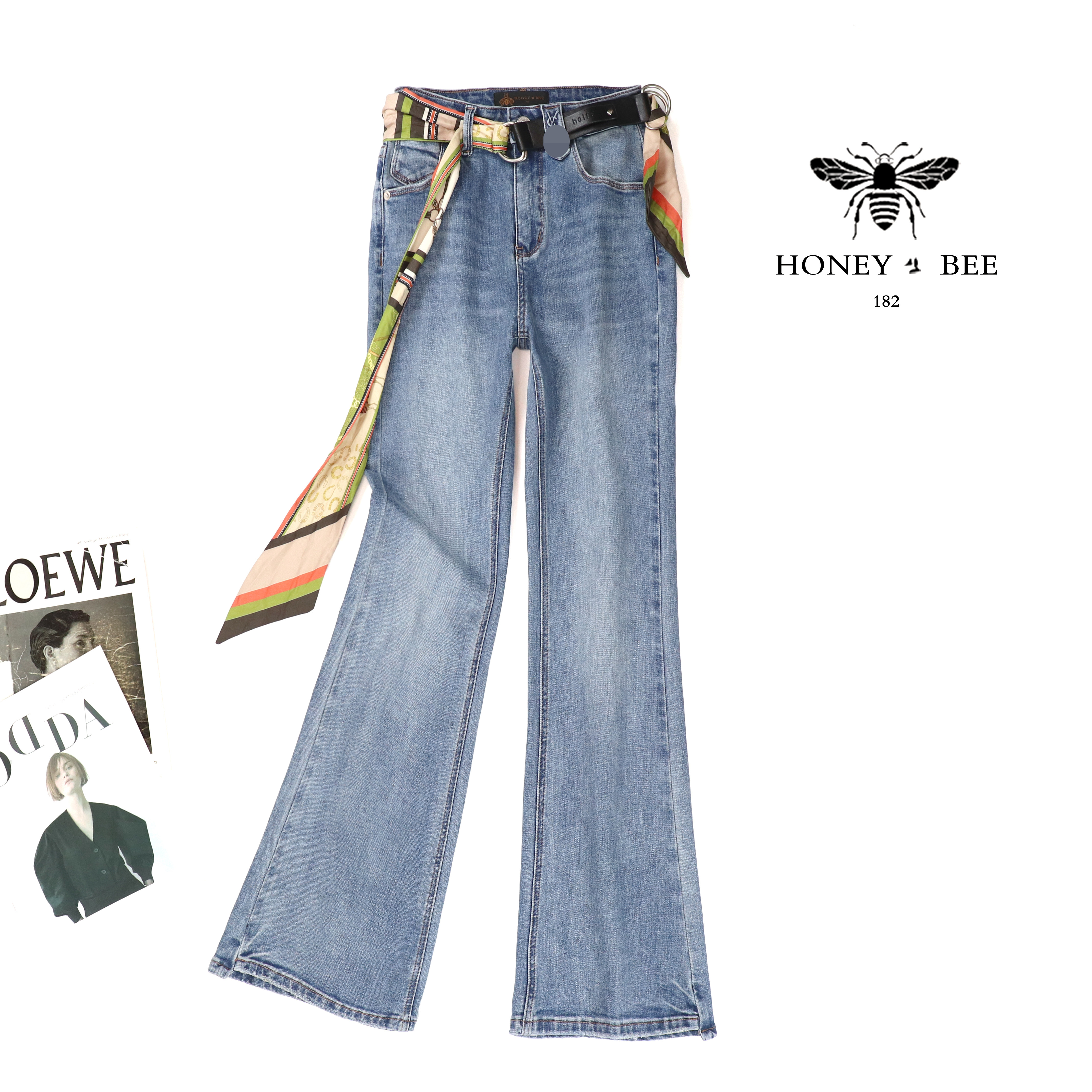 欧货小蜜蜂春季时尚百搭高弹牛仔裤小个子减龄显瘦紧身微喇叭裤女