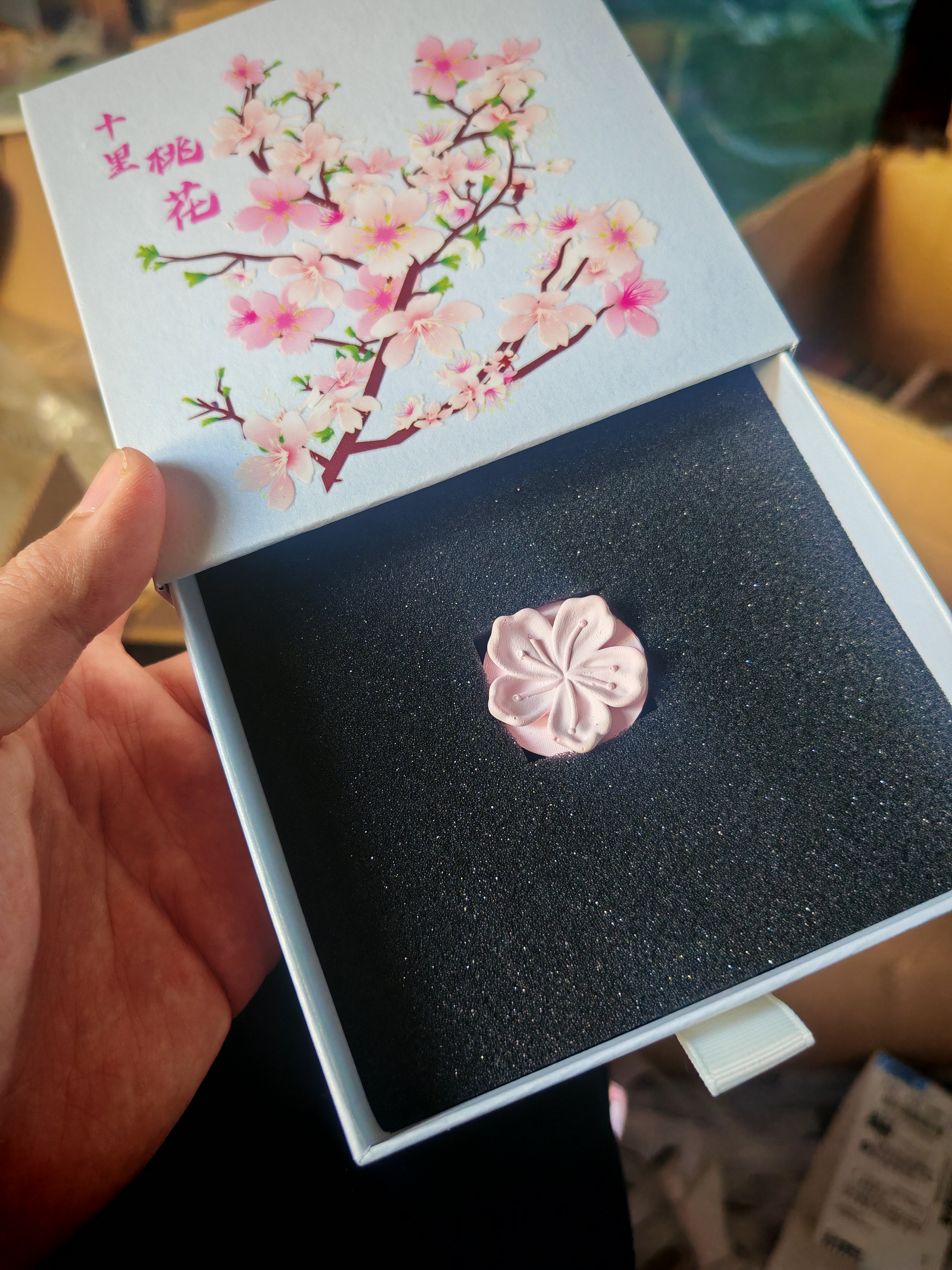 桃花巧克粉细腻粉质官方正品易上粉不滑杆