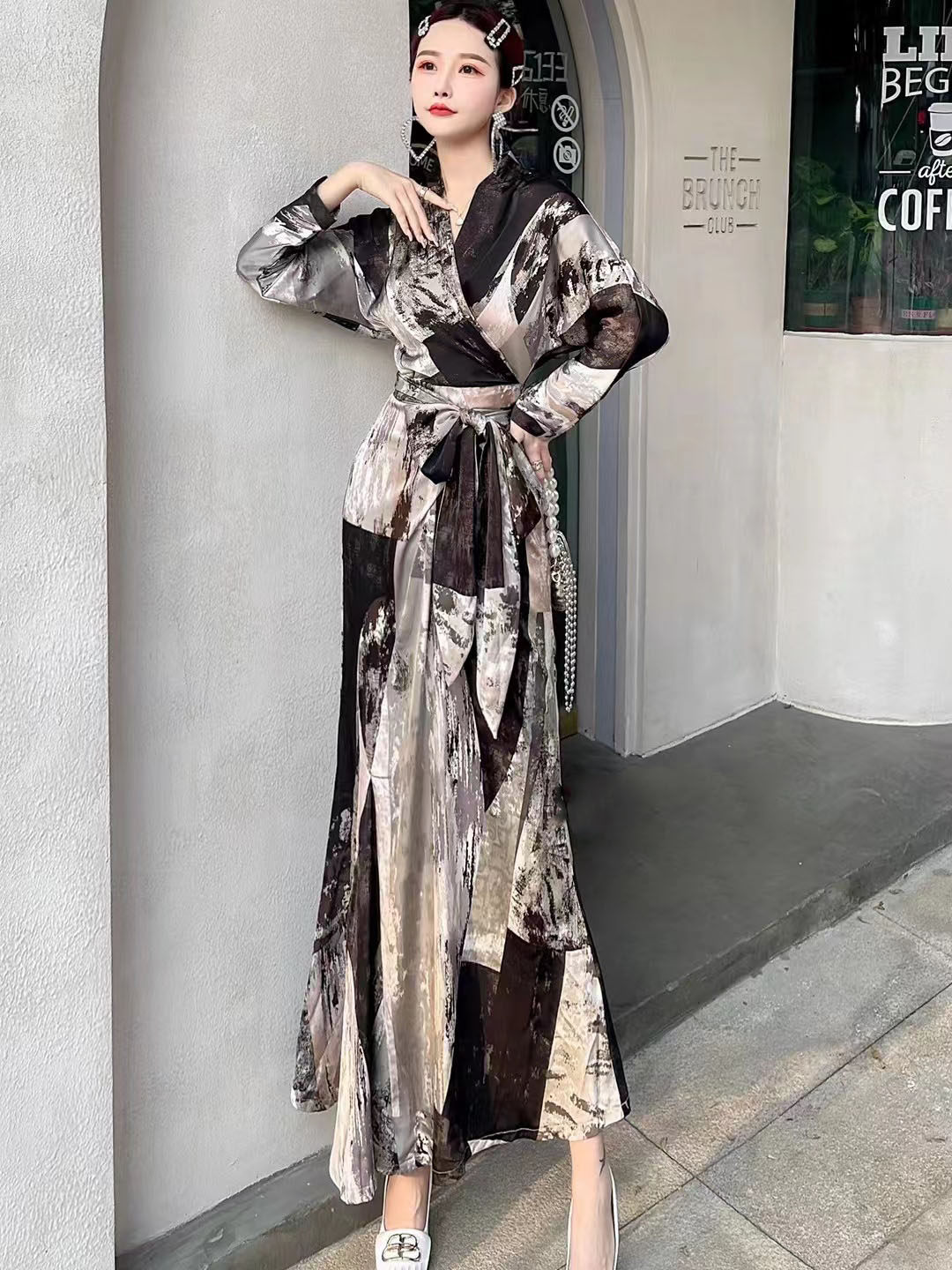 法式复古高腰水墨画一片式包身裙新款印花气质鱼尾裙60825