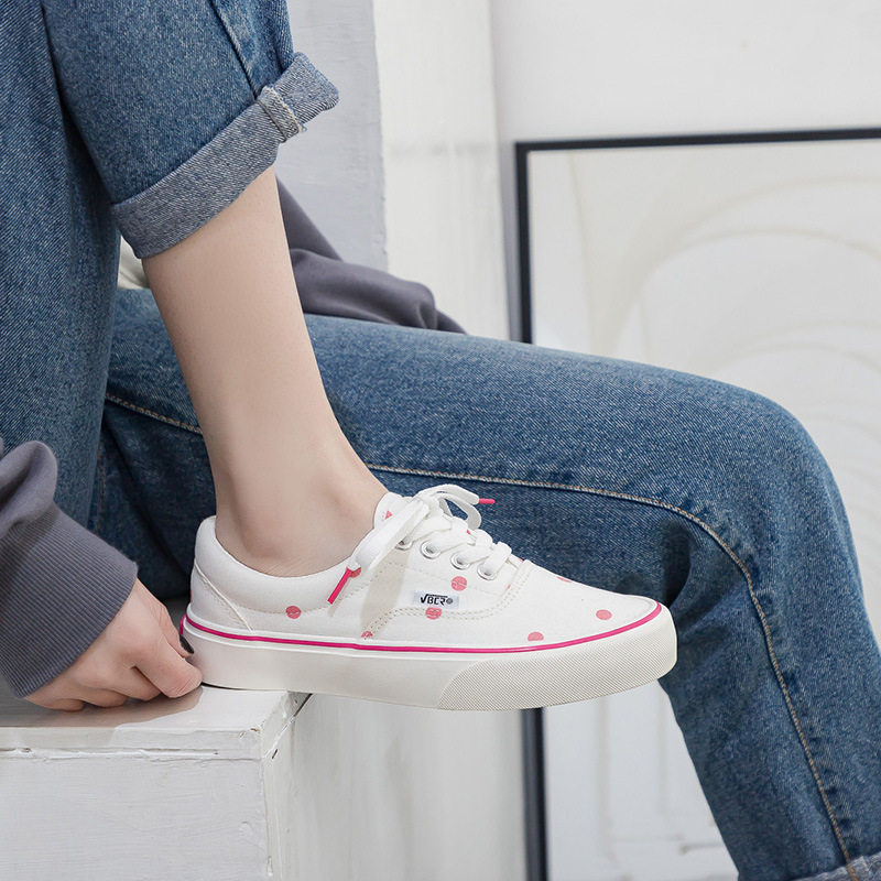 女童布鞋12女孩白球鞋小学四五六年级圆点帆布鞋13初中板鞋女鞋春