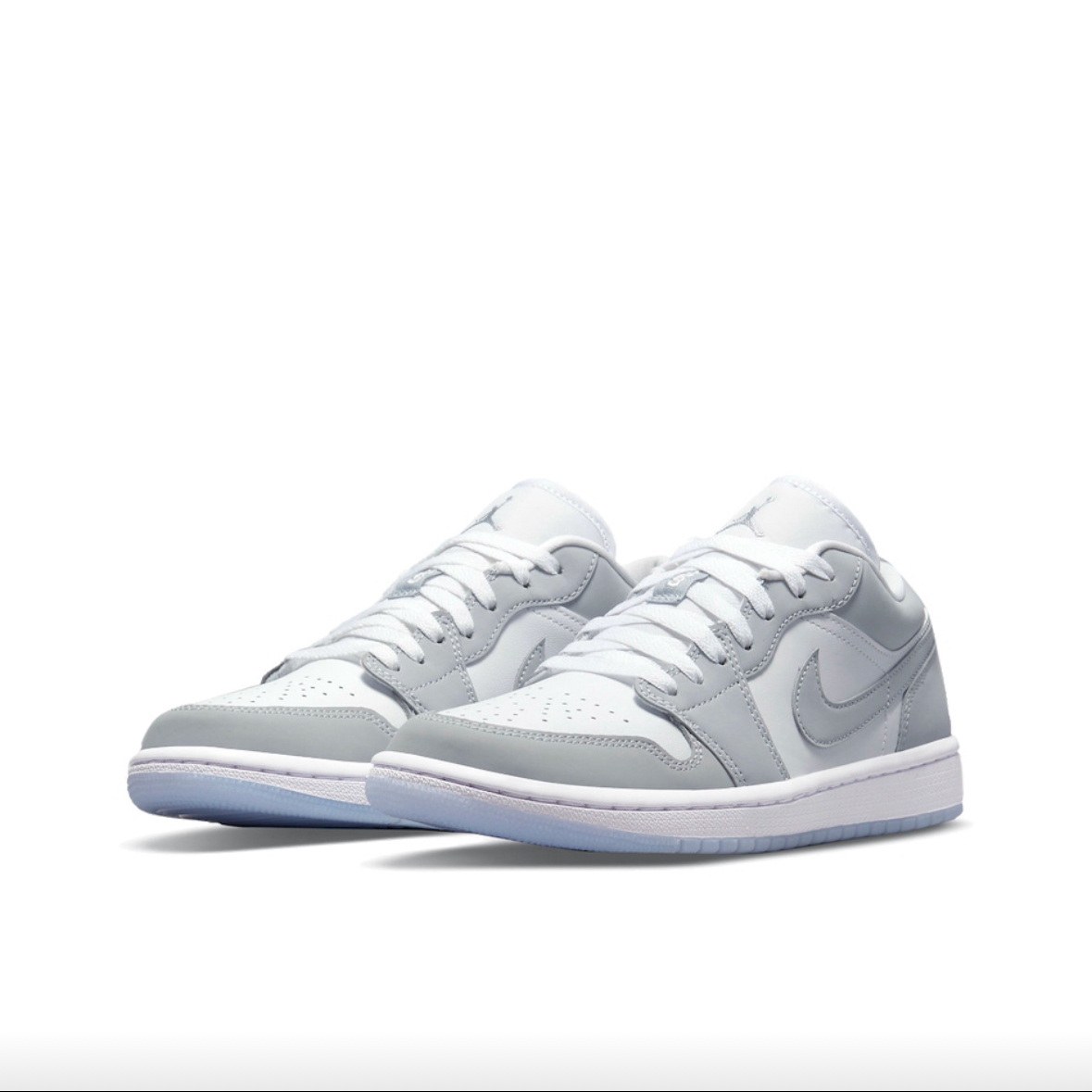 耐克女鞋板鞋JORDAN 1 AJ1烟灰低帮复古休闲篮球鞋DC0774-105