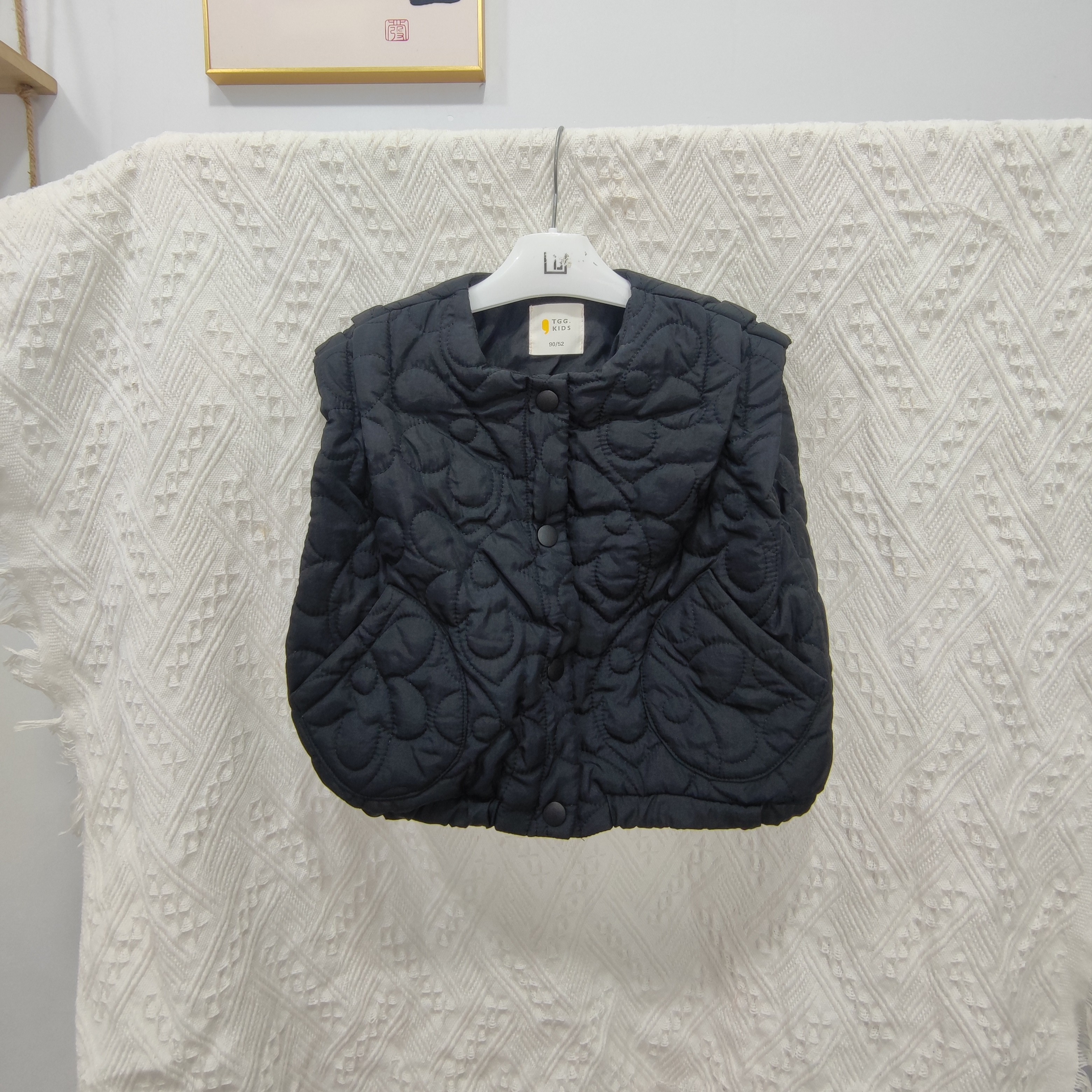 田果果品牌童装秋冬款洋气女童棉马甲宽松夹棉坎肩背心刺绣黑色