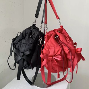 现货casselini小众设计尼龙红色蝴蝶结中号轻便简约单肩斜挎包女