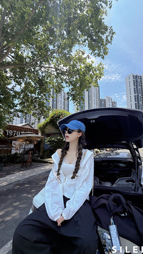 LISEYEN设计师款 遮阳轻薄透气薄衫上衣女2026夏新款休闲连帽防晒