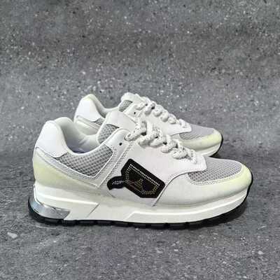 K.L法国女子防滑透气板鞋探四