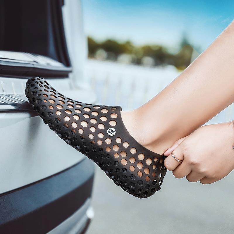 时尚休闲情侣洞洞鞋男夏季透气轻便防滑软底凉鞋溯溪涉水沙滩鞋潮