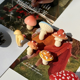 ins风可爱小蘑菇创意仿真森林冰箱贴立体装饰品创意冰箱装饰