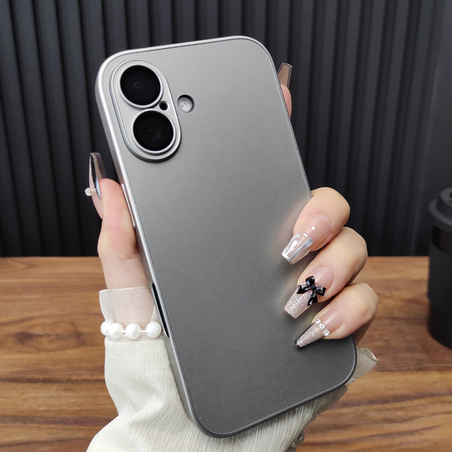 适用苹果17手机壳iPhone16ProMax钢化玻璃13Pro简约磨砂14全包超薄防摔12AG硅胶直边11自带镜头膜15原色灰B07