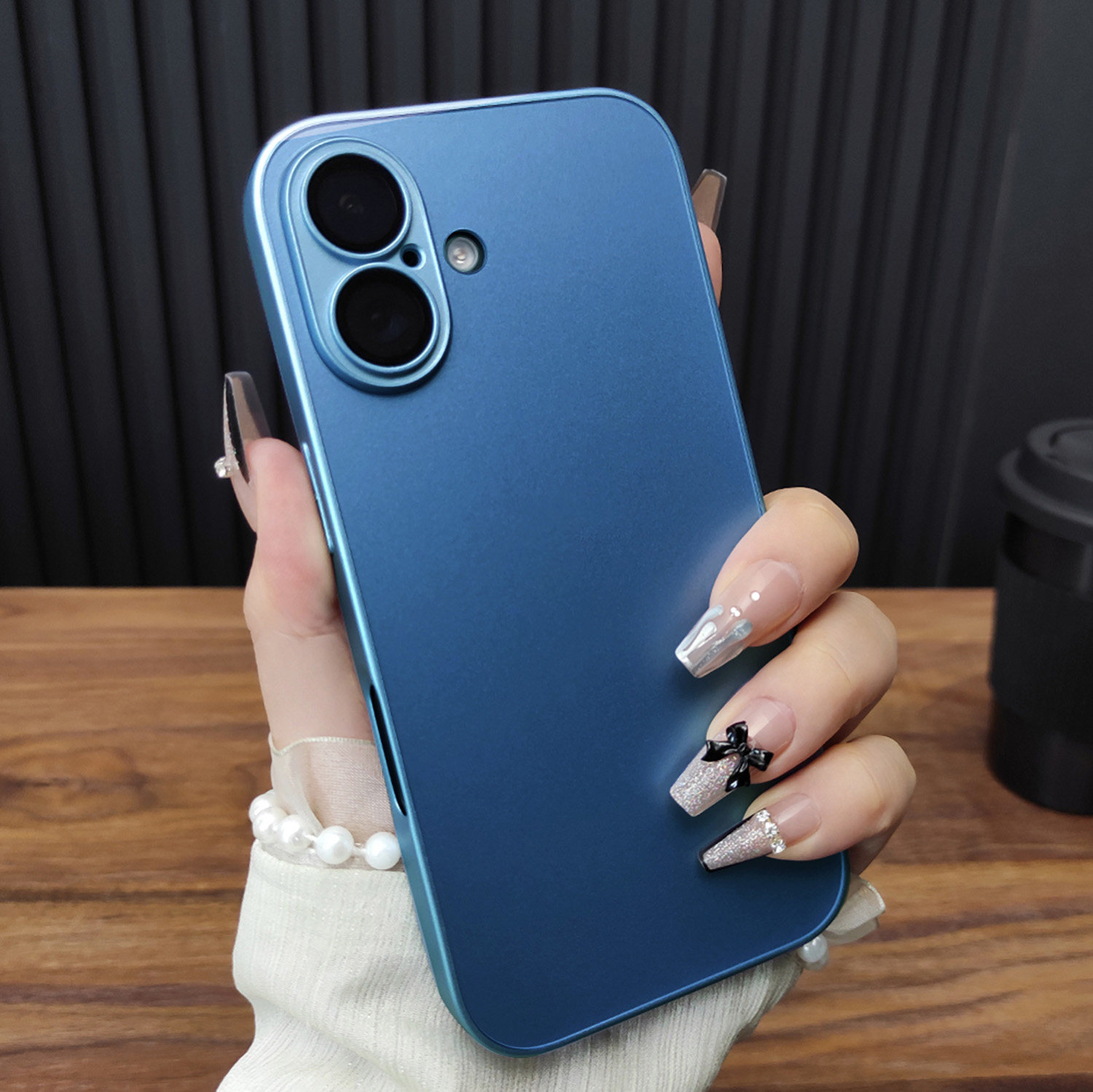 适用苹果17手机壳iPhone16ProMax钢化玻璃13Pro简约磨砂14全包超薄防摔12AG硅胶直边11自带镜头膜15深海蓝B07