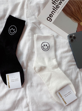 韩国东大门袜子女黑色百搭基础简约款中筒袜笑脸运动风白色堆堆袜
