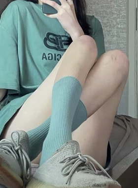 绿色袜子女韩版纯色ins超火竖条纹中筒袜日系堆堆袜四季百搭潮袜