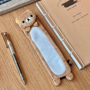 日系可爱轻松熊笔袋创意绑带笔袋高颜值便携收纳小包装饰包包挂件