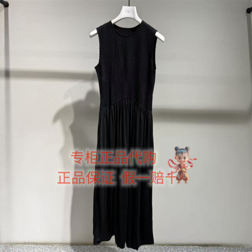 LESS连衣裙2Q8G15440