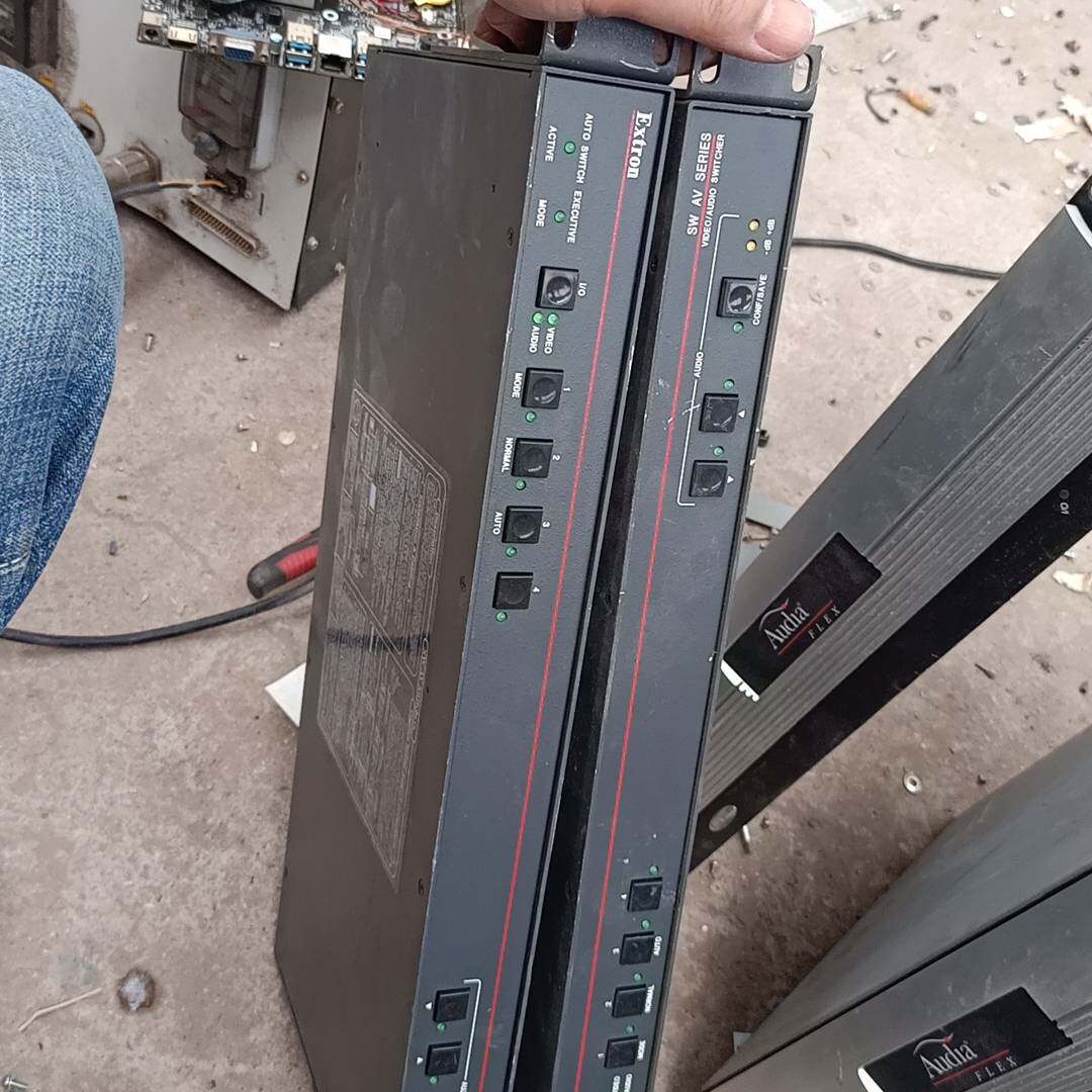 询价购-Extron SW AV SERIES  音频切换器