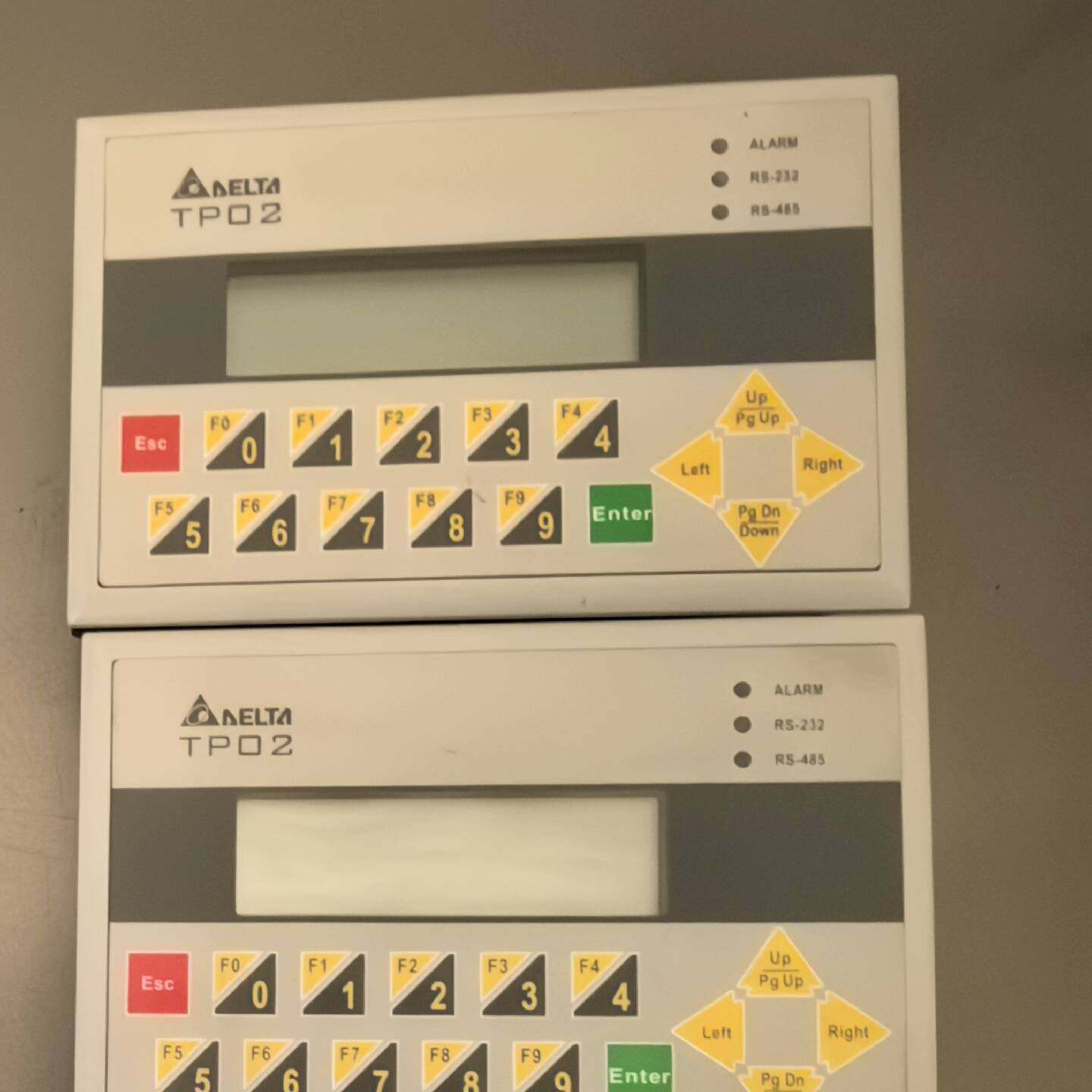 询价购-台达TPO2G-AS1 文本显示器 两台 正常使