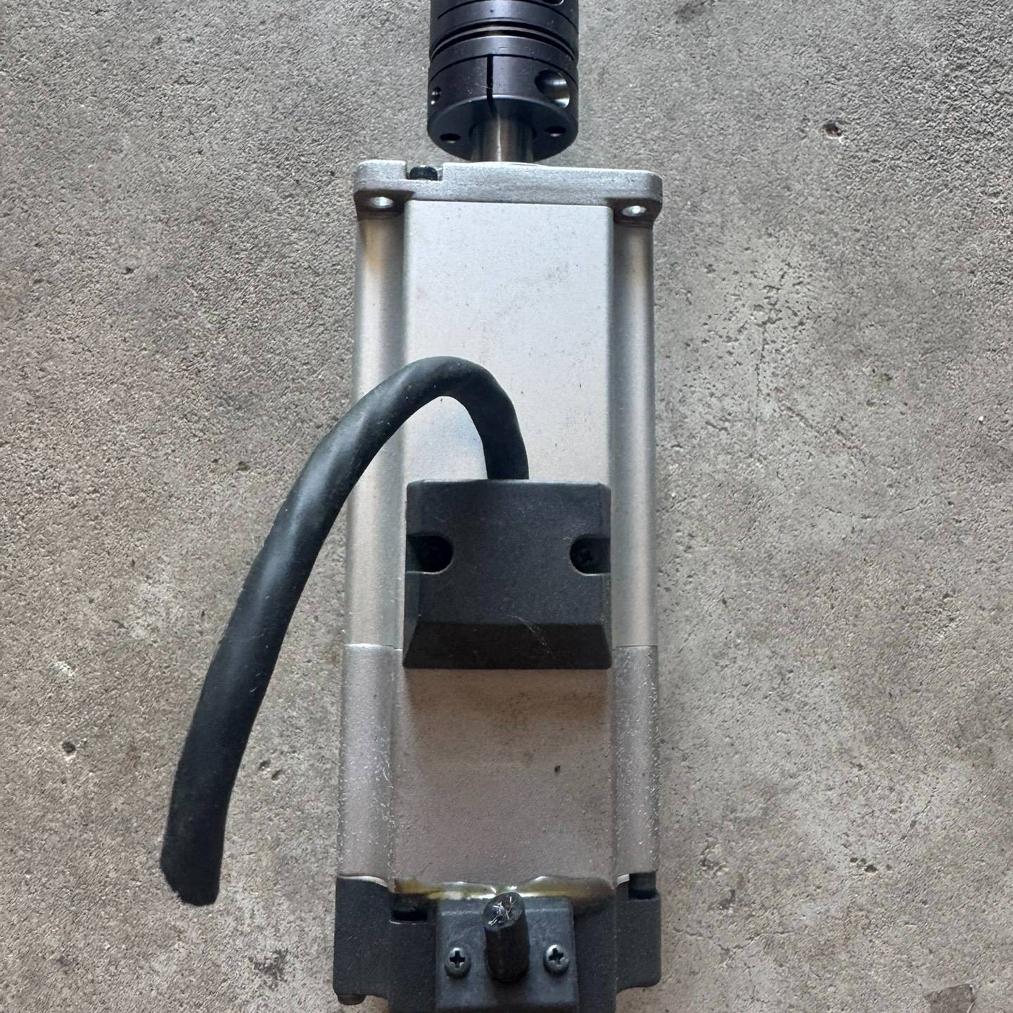 询价购-伺服电机MHMJ042G1V   拆机编码器剪线.成