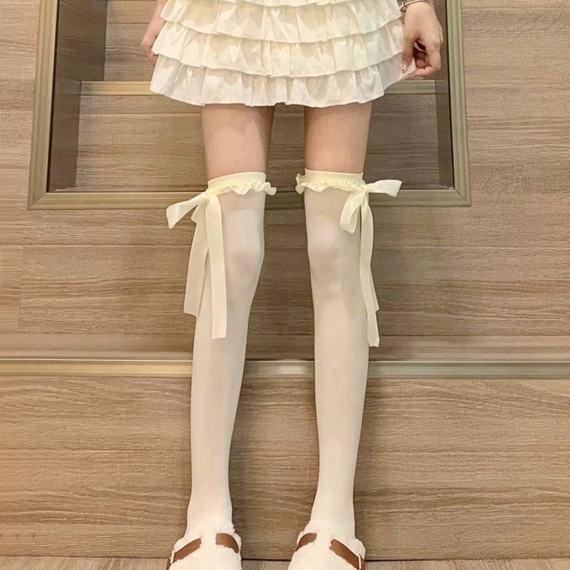 奶白色lolita天鹅绒过膝袜长筒春秋季花边丝带蝴蝶结高筒袜洛丽塔