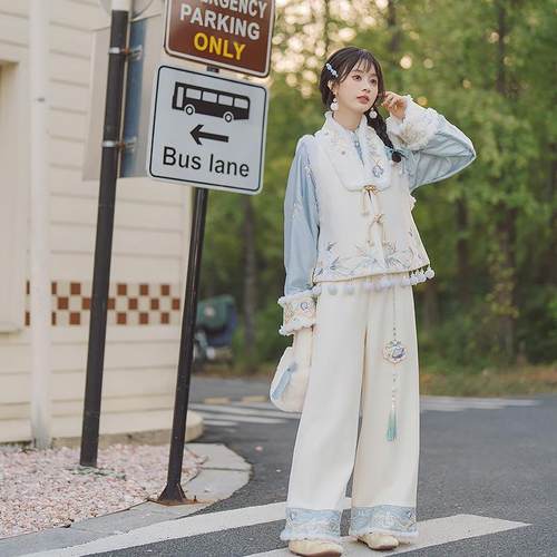 云藏月绣比甲改良宋裤汉服套装