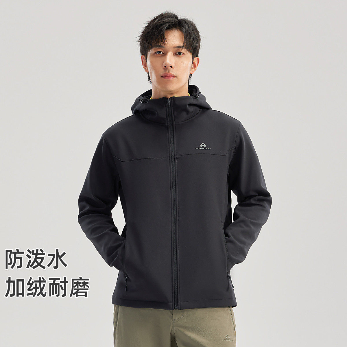 拓路者户外休闲软壳衣春季男士连帽加绒保暖外套防风徒步登山服