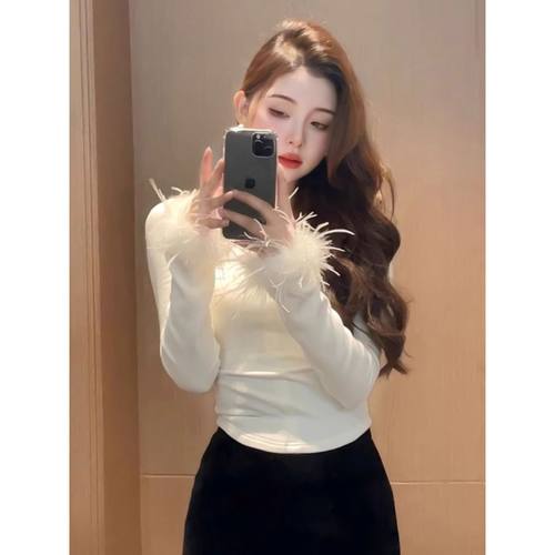 秋冬新款法式气质时尚洋气袖口毛毛拼接长袖T恤上衣打底衫女