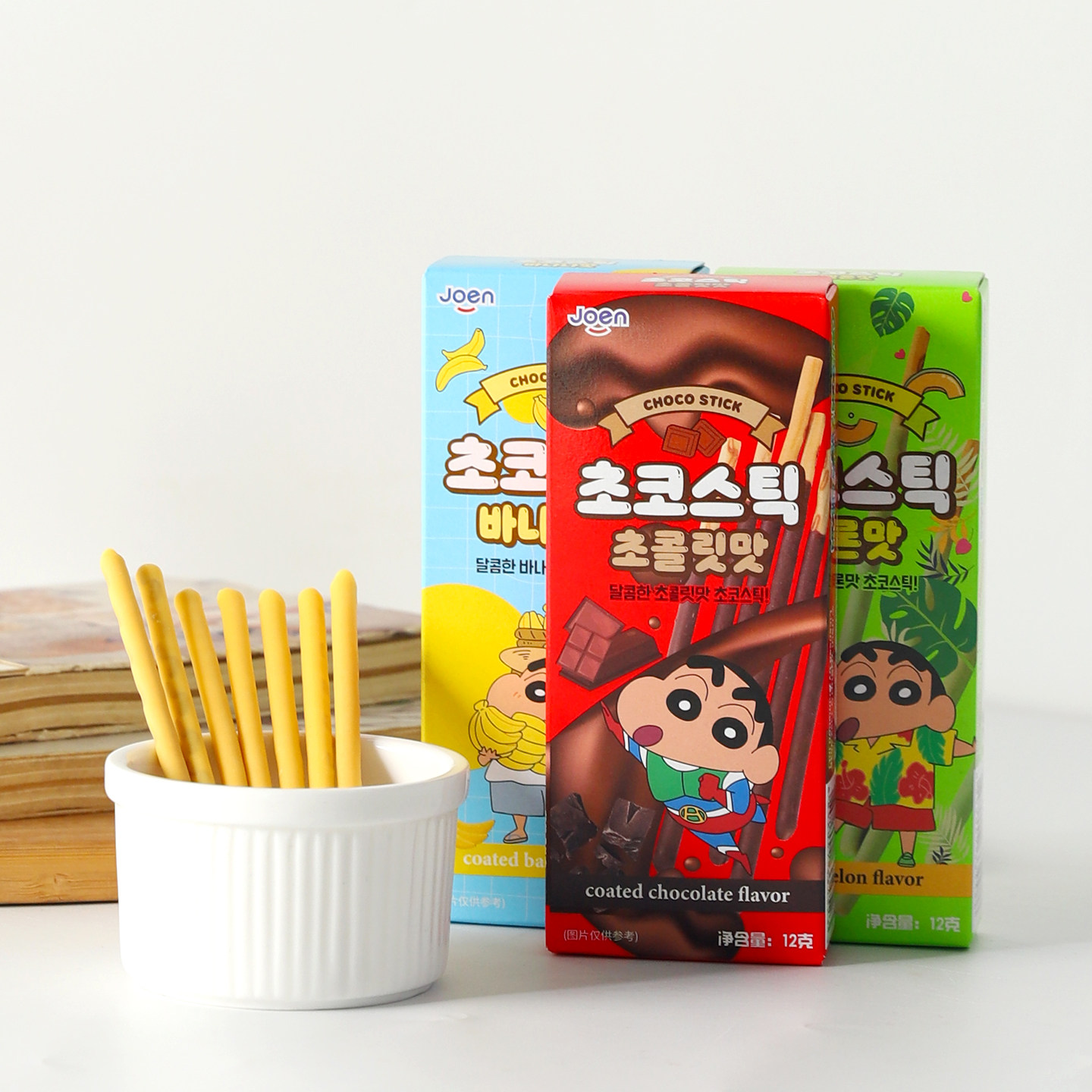 泰国进口joen蜡笔小新联名款香蕉巧克力味涂层饼干棒网红儿童零食