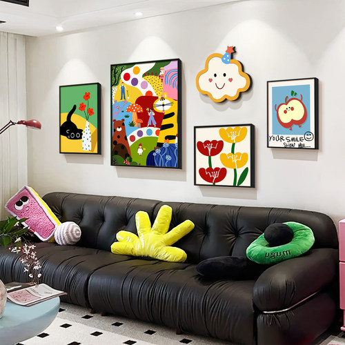 奶油风客厅装饰画多巴胺沙发
