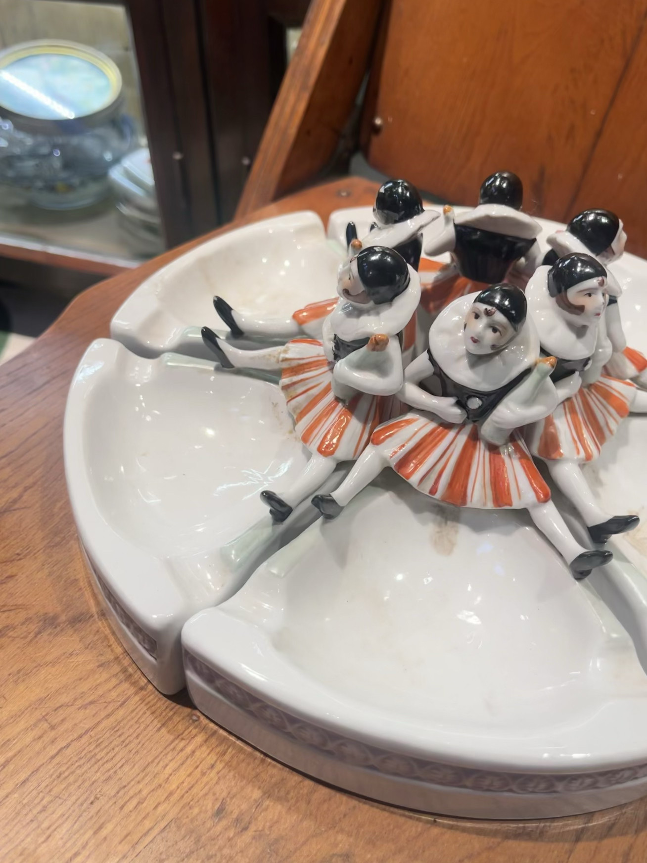 中古不完美不退不换 皮耶罗手持烟缸 意大利