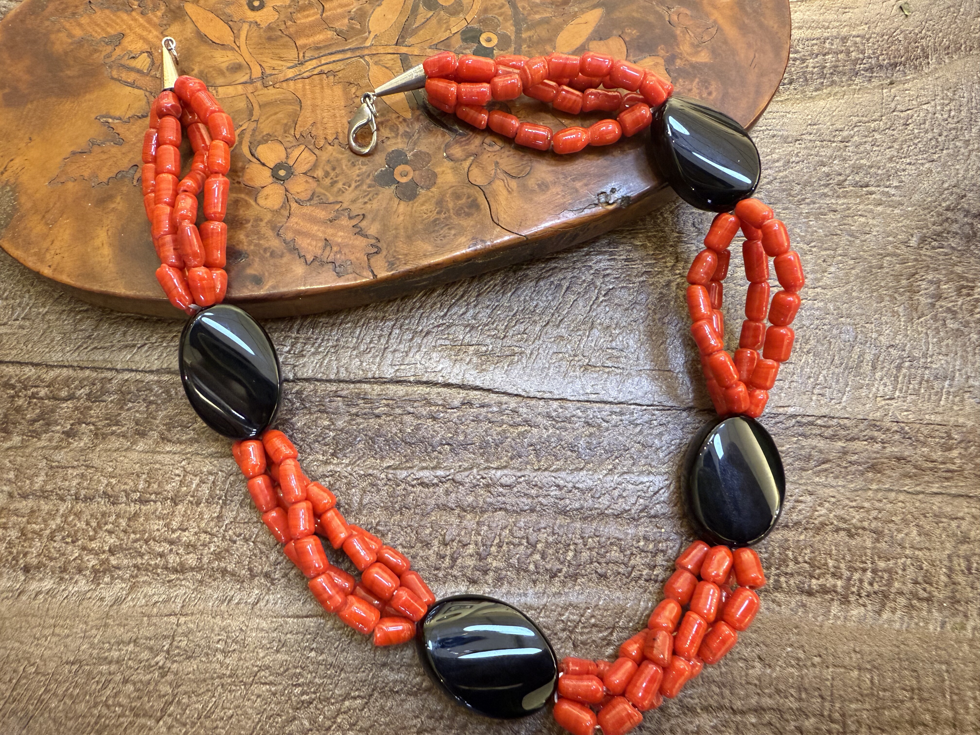 中古默认微瑕不退不换  经典琉璃短项链 意大利