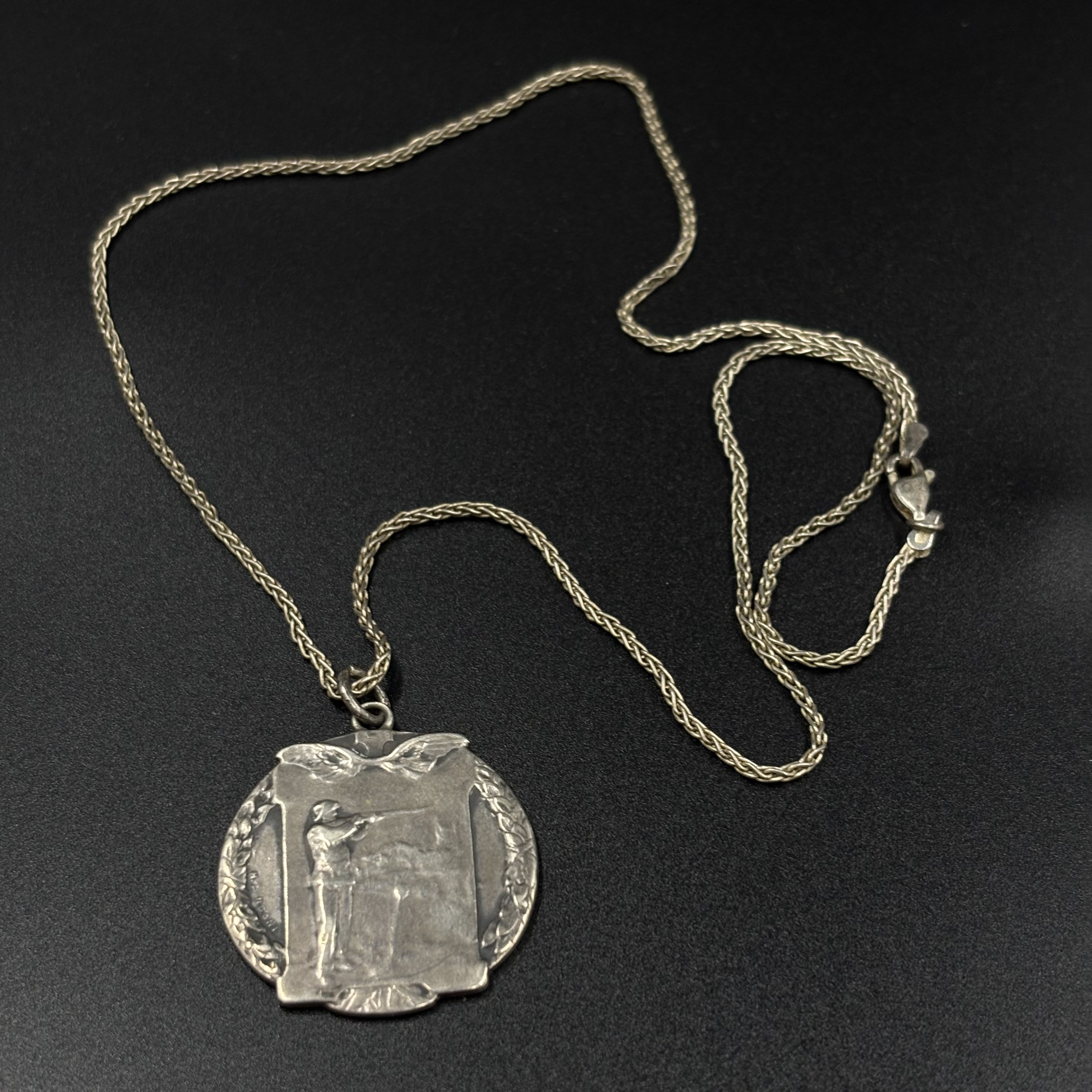 中古默认微瑕不退换 1923年老古董老银人像银项链 意大利