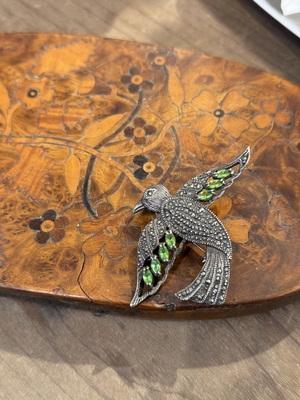 中古默认微瑕不退不换  小鸟银胸针 意大利