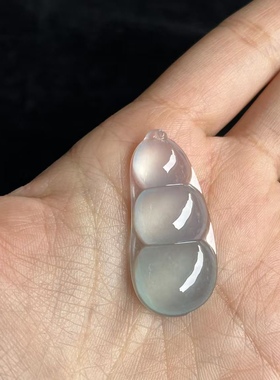 天然翡翠高冰福豆1500.1