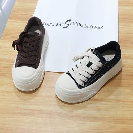 诗路花语女鞋2025秋轻便厚底运动休闲板鞋超轻增高德训鞋551-1353
