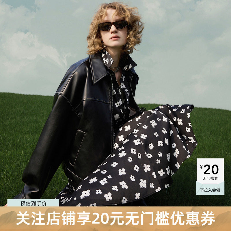 LILY2025春新款女装帅气翻领仿皮质拉链落肩黑色夹克外套女短款