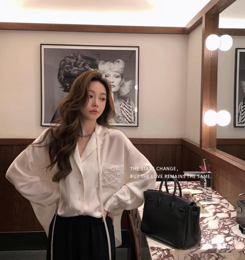 Lilylikes“LO*WE醋酸衬衫”重磅醋酸柔滑光泽1.8万针刺绣衬衫春