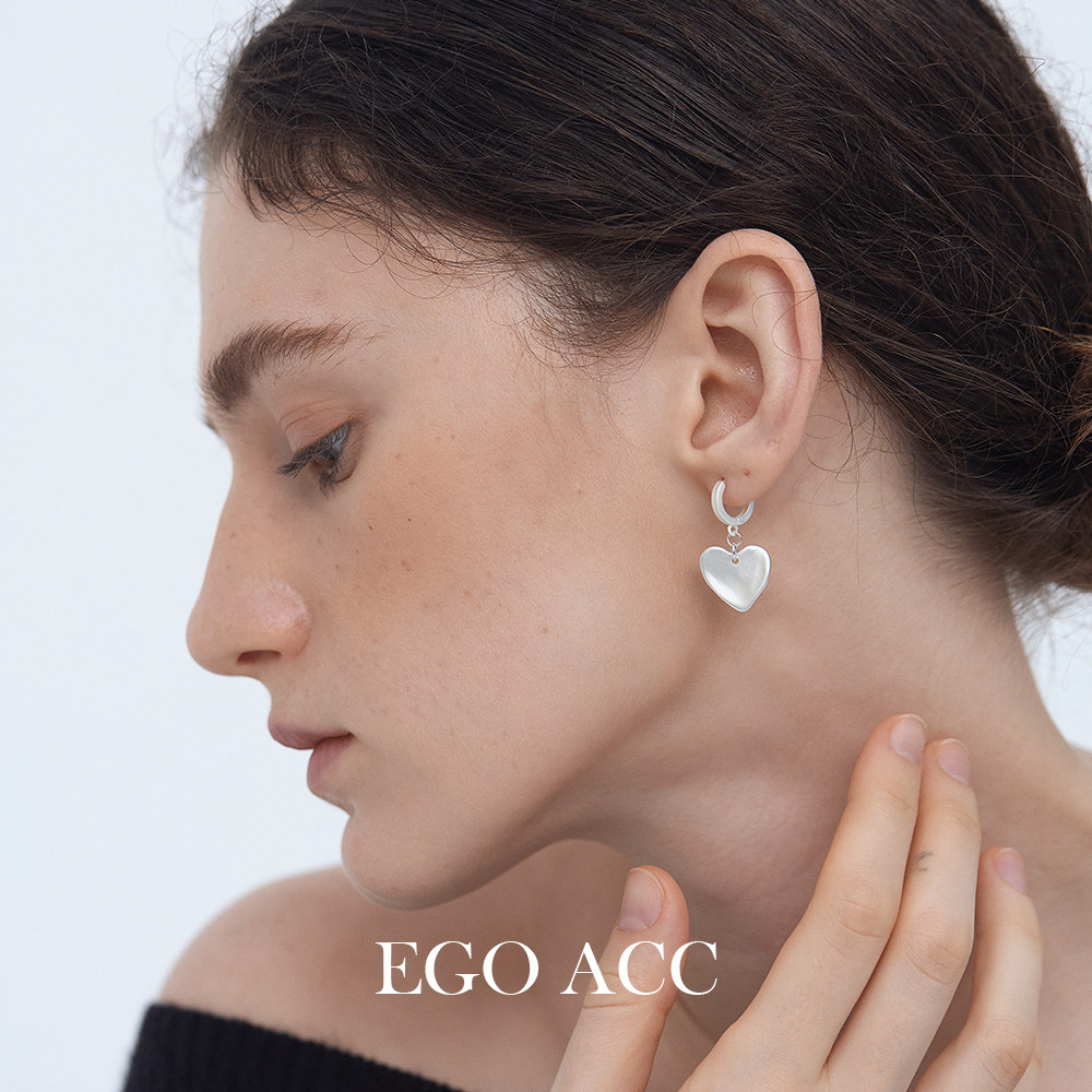 EGO ACC 高级感冷淡哑光爱心吊坠耳扣女纯银日韩简约ins博主耳环
