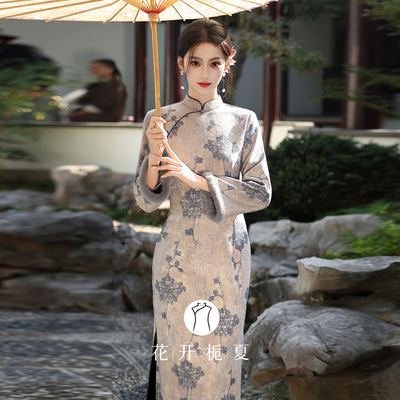 新中式国风芊竹绒烫金加绒旗袍