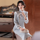 少女加绒连衣裙 复古民国风年轻款 蓝色毛呢刺绣旗袍2025冬季 新款