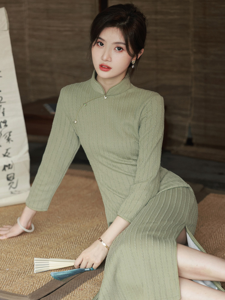 百搭打底复合针织长袖旗袍2022年秋季女民国风针织文艺复古改良绿