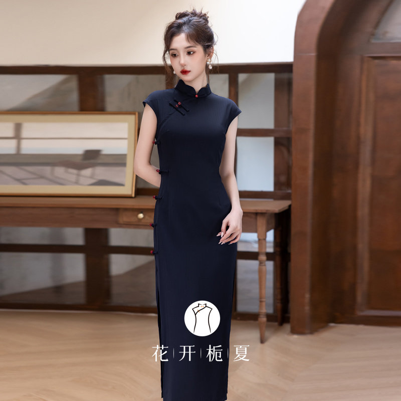 复古民国风藏青色旗袍文艺少女