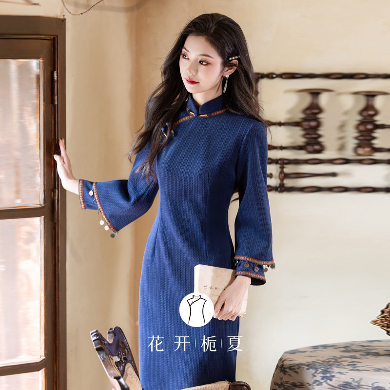 复古蓝色倒大袖旗袍2025冬季新款新中式加绒保暖年轻款少女12/8