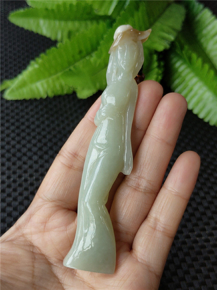 新疆遇贵人吊坠白玉挂件俏色巧雕