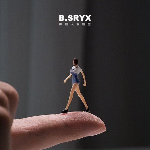长腿制服女孩3D立体人像手办