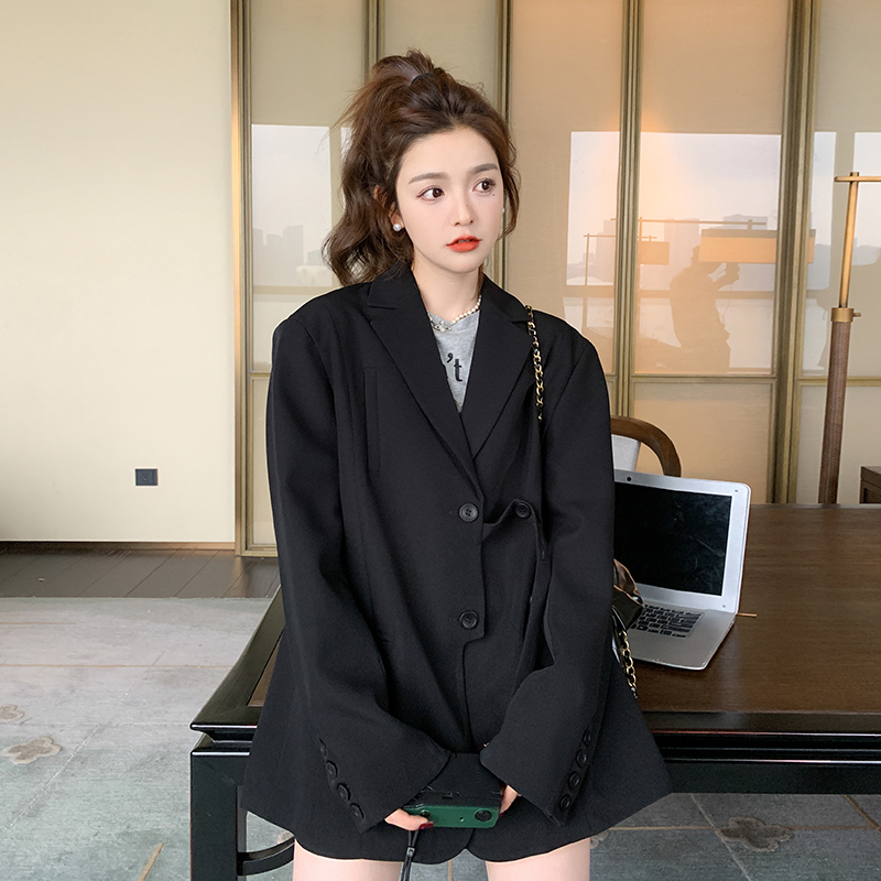 2025春秋季新款韩版黑色西装外套女高级感气质休闲廓形宽松小西服