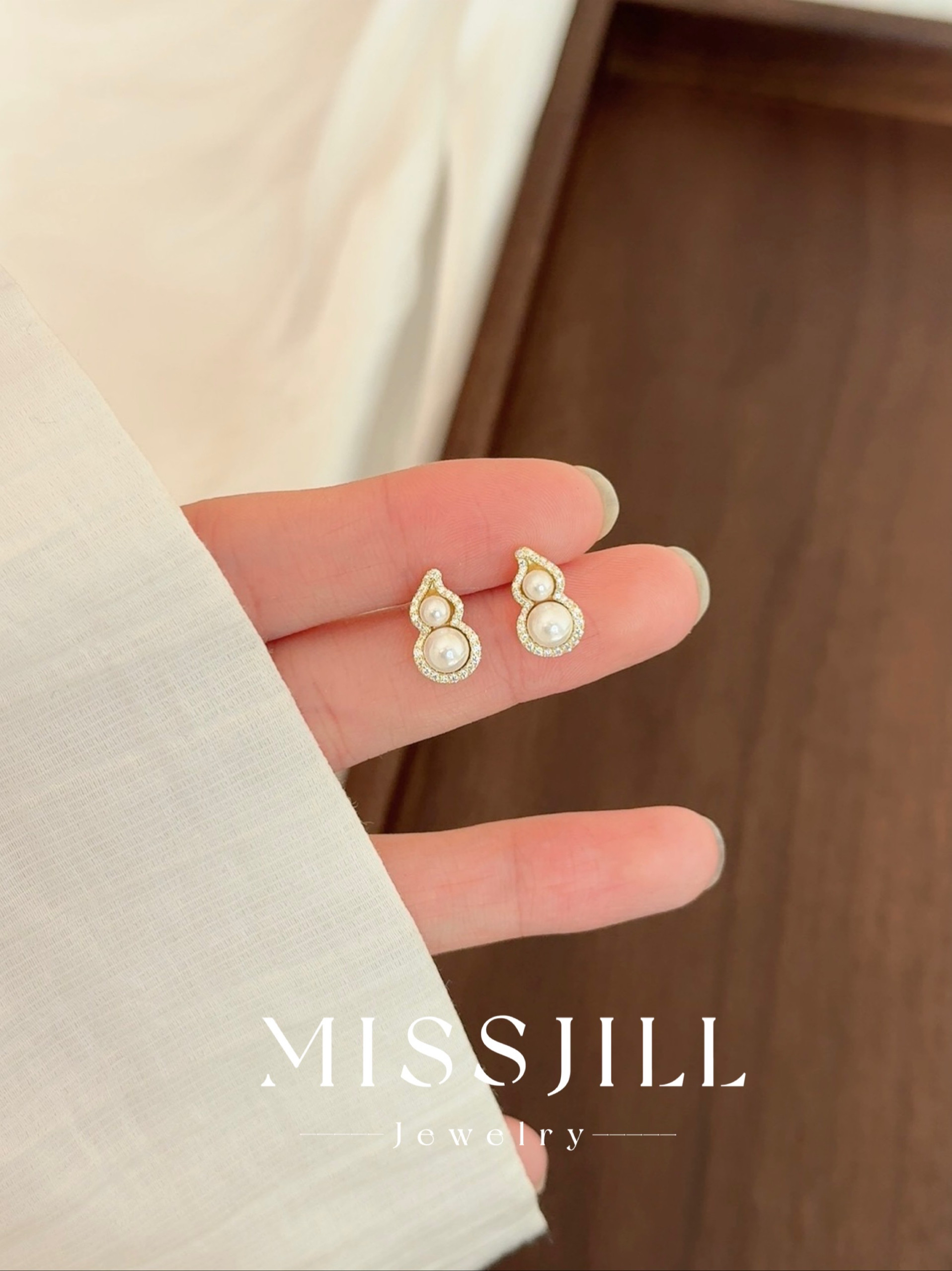 MISSJILL 白玉葫芦|新中式轻奢精致日常气质珍珠S925纯银耳钉女