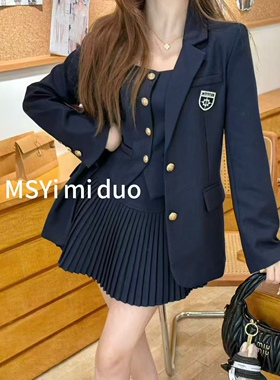 学院风减龄三件套西装外套+方领马甲+压褶百搭A字套装(配胸针