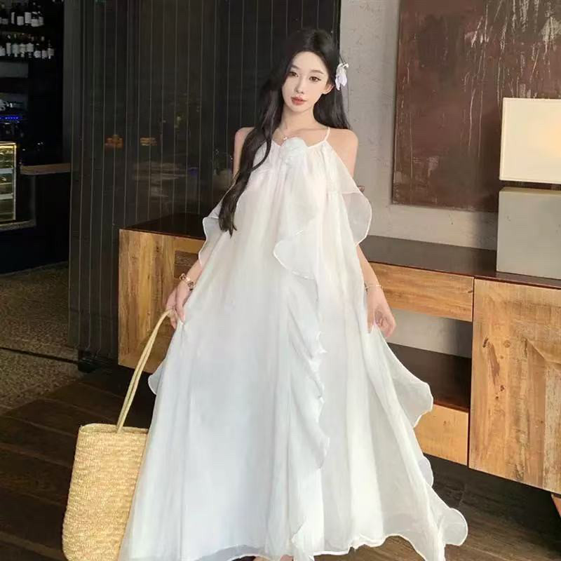2025夏新款荷叶边设计挂脖露肩连衣裙无袖优雅不规则仙女裙长裙