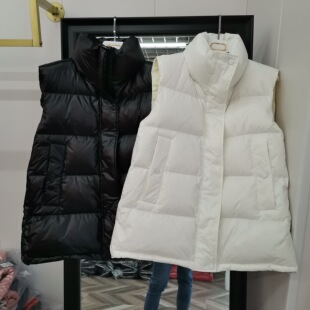 欧货加厚立领羽绒马甲女款外套女士宽松加大码外穿背心黑色白色