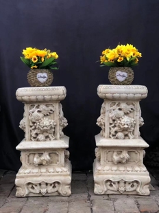 四世同堂花架一对， 高64，四边长33 狮子滚绣球寓意事事如意