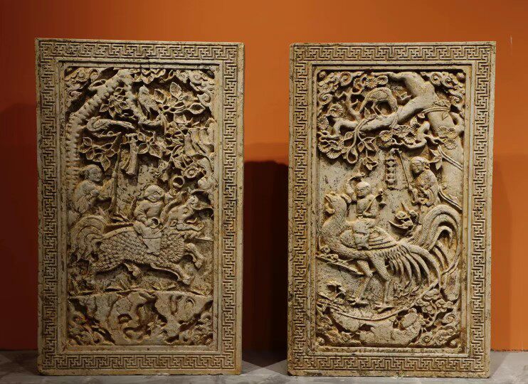 明代 青石 麒麟送子 金鸡送福 石板一对 高116cm 宽70cm 厚12.5cm