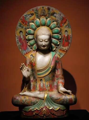 北齐 汉白玉彩绘 佛像 满彩绘佛像，法相庄严 高80cm 宽45cm 厚28